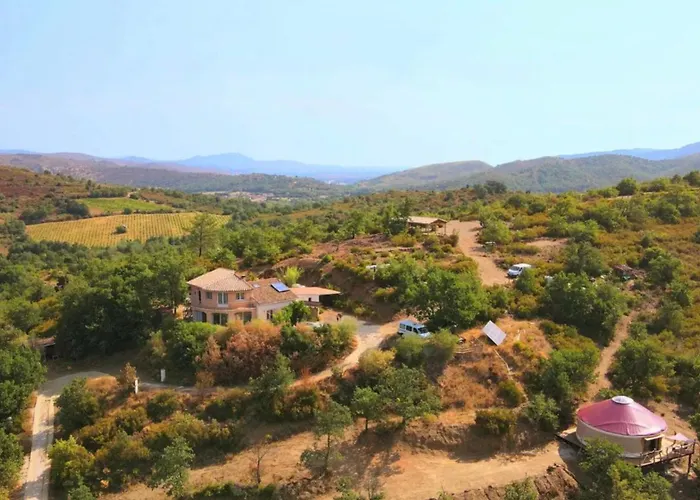 Avec Dortoirs Сasa de vacaciones *