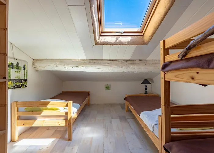 Avec Dortoirs Сasa de vacaciones Rigarda